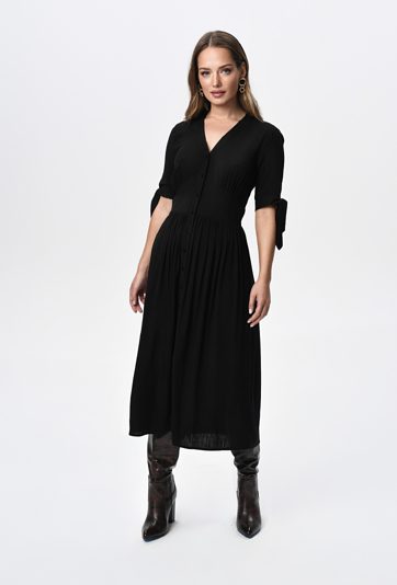 Wiskozowa sukienka z krótkim rękawem