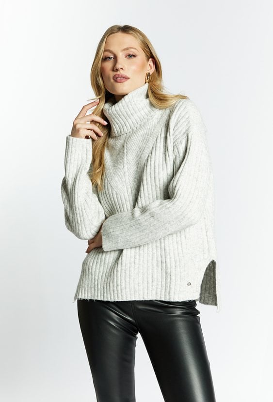 Sweter damski z golfem