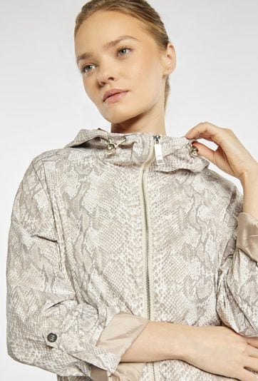 Kurtka typu parka ze zwierzęcym wzorem