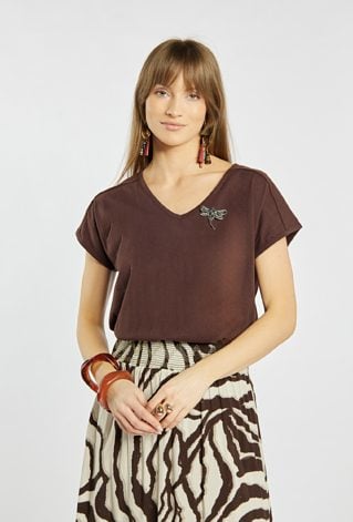 T-shirt z agrafką