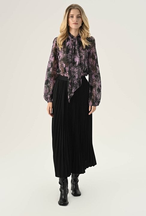 Elegancka bluzka z szarfą