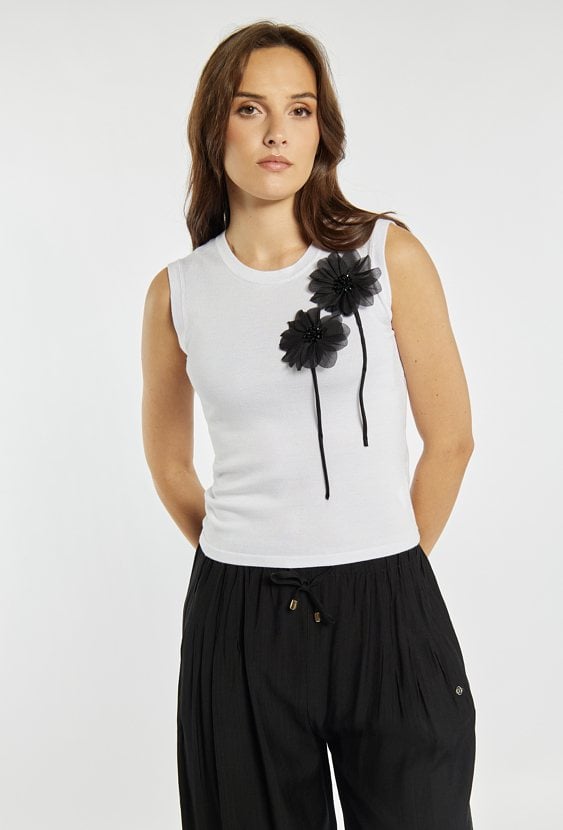 Sweter z kwiatem 3D