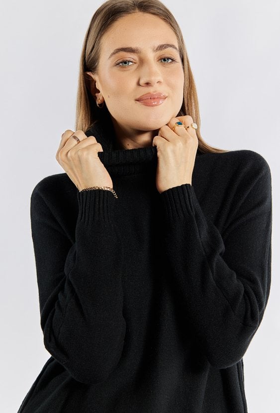 Sweter damski z golfem