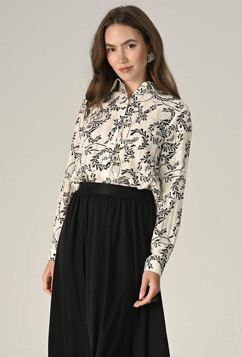 Koszula w kobiecy print