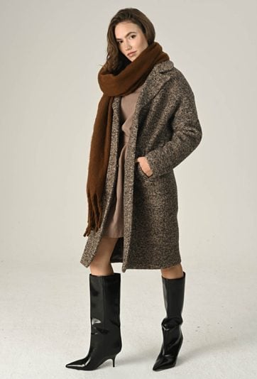 Melanżowy płaszcz w kolorze brązowym