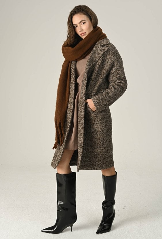 Melanżowy płaszcz w kolorze brązowym