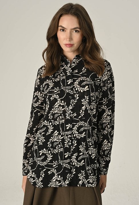 Koszula w kobiecy print