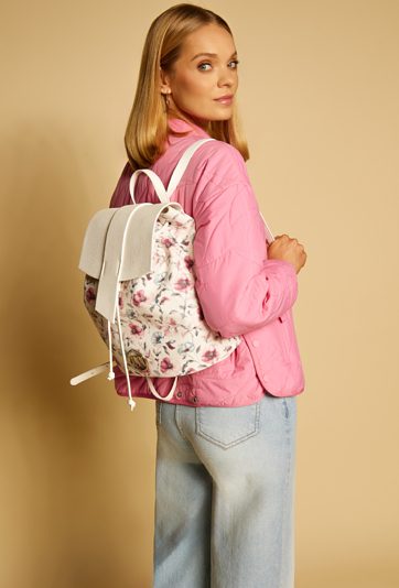 Plecak damski z kwiatowym motywem