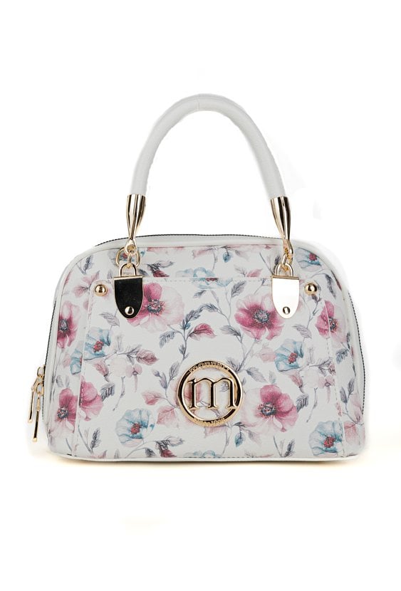 Kuferek z kwiatowym motywem