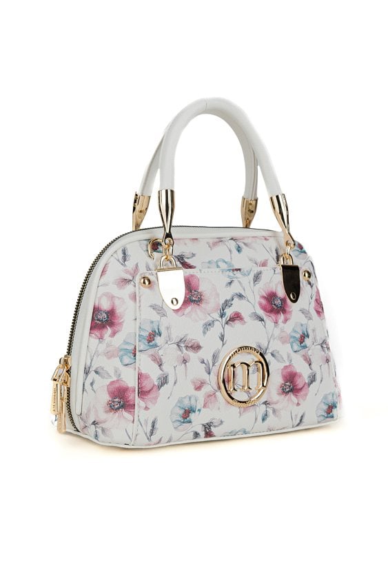 Kuferek z kwiatowym motywem