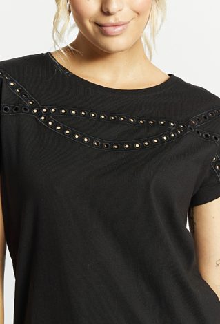 T-shirt damski z ciekawą aplikacją