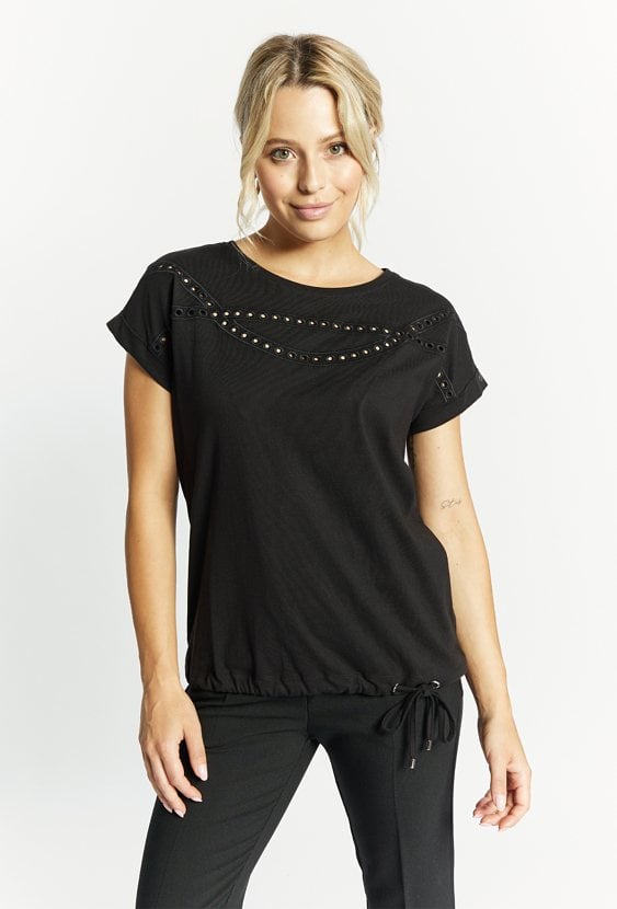 T-shirt damski z ciekawą aplikacją