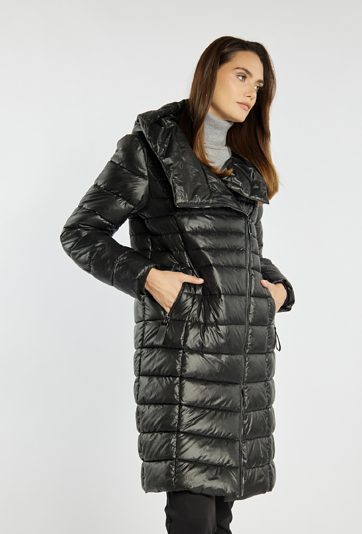 Płaszcz z pikowaniem