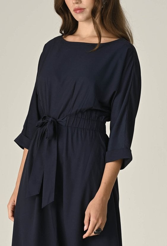 Sukienka midi z wiskozą