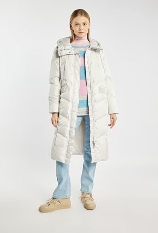 Płaszcz damski z pikowaniem