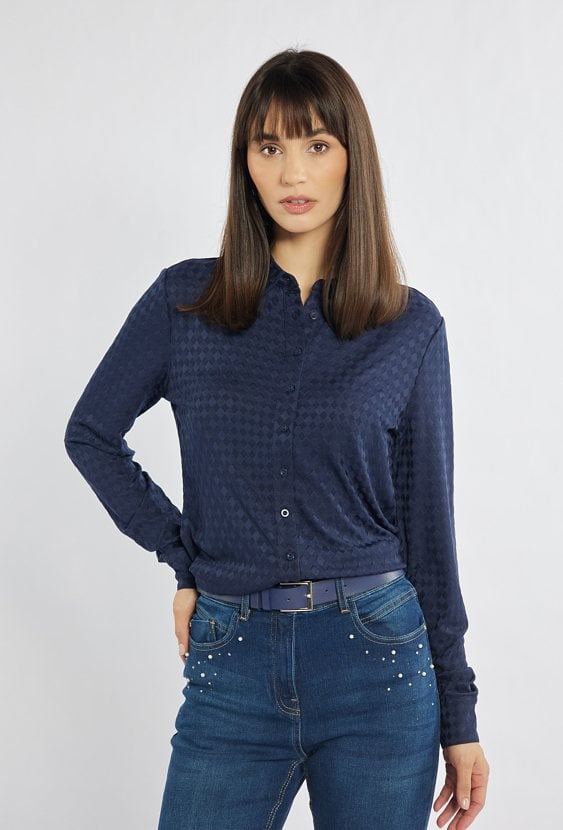 Koszula z delikatnym wzorem