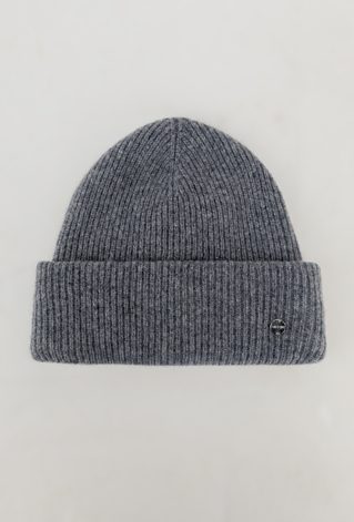 Szara czapka z wełny