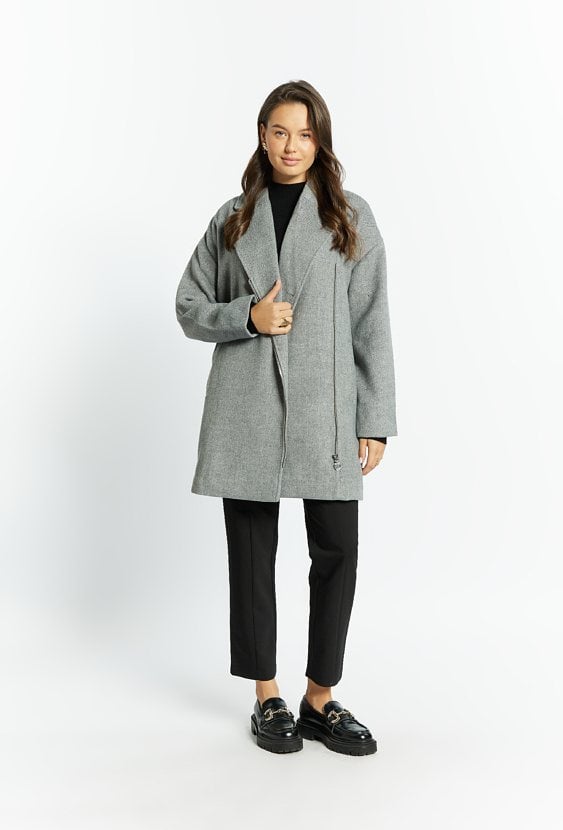 Płaszcz damski z klasycznymi klapami