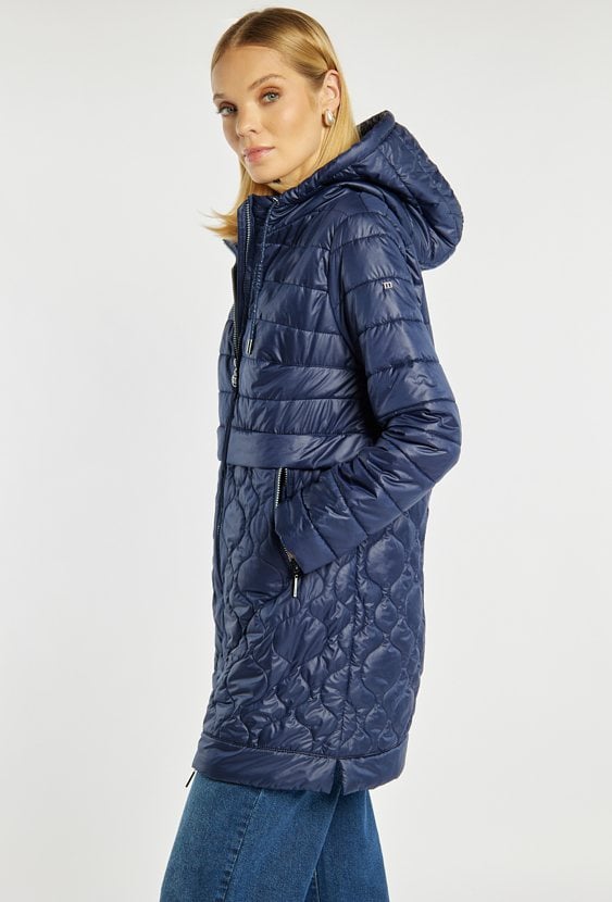 Lekki, pikowany płaszcz