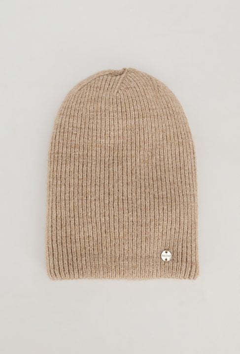 Prosta czapka w prążek z dodatkiem angory