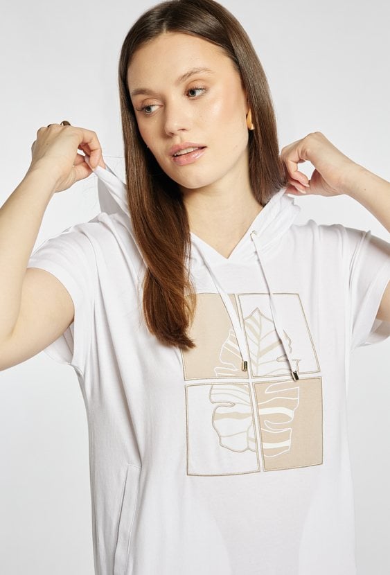 T-shirt z kapturem