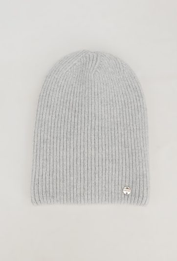 Prosta czapka w prążek z dodatkiem angory