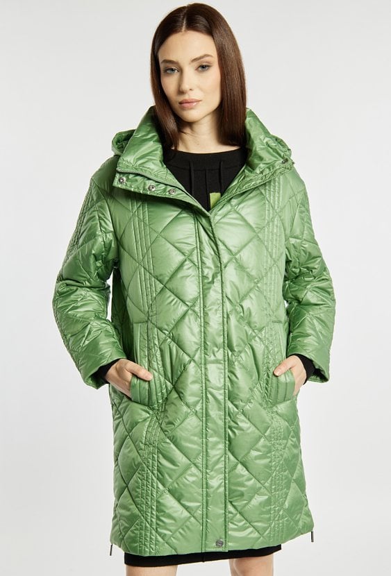 Lekki płaszcz z pikowaniem