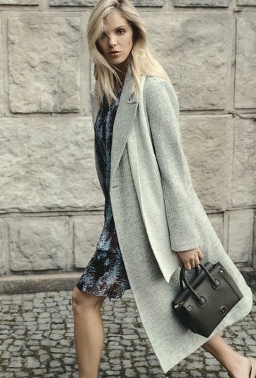 Klasyczny płaszcz z domieszką wełny