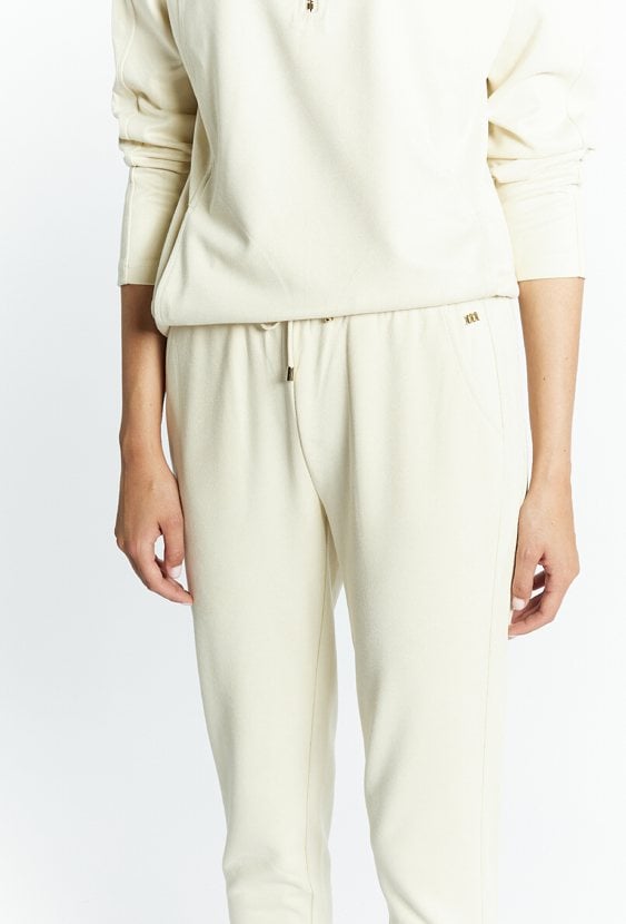 Materiałowe spodnie z imitacji zamszu