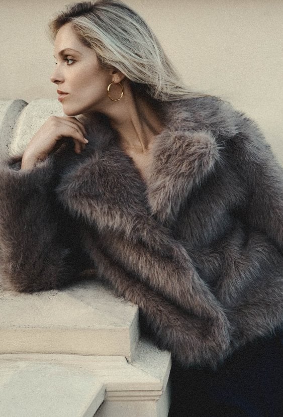 Kurtka z imitacji futra