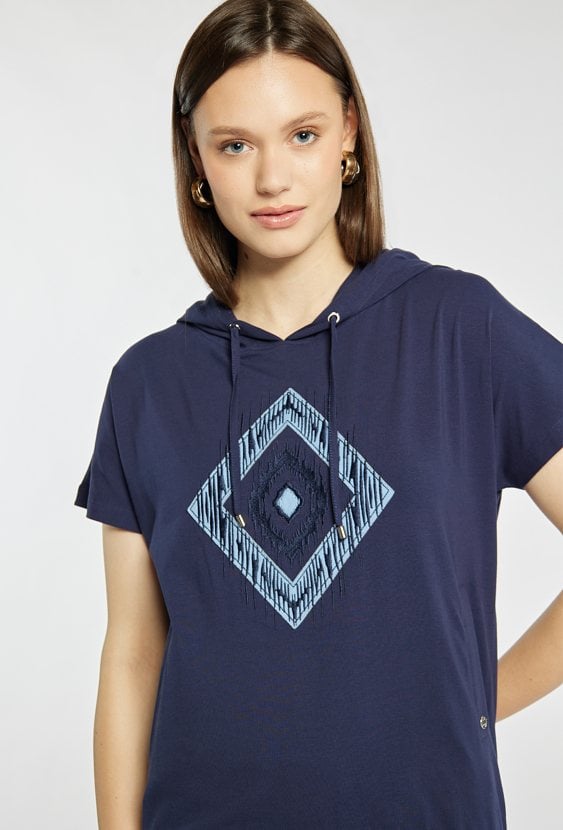 T-shirt damski z kapturem