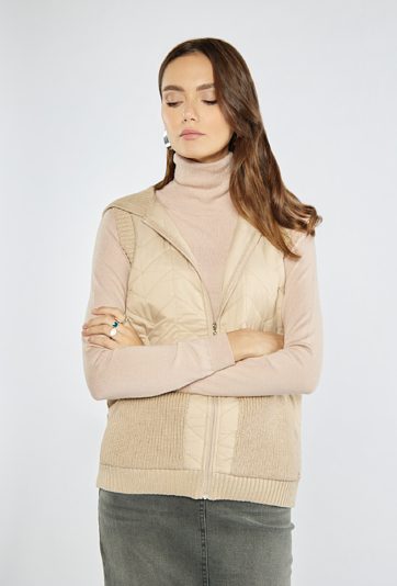 Kamizelka z kapturem