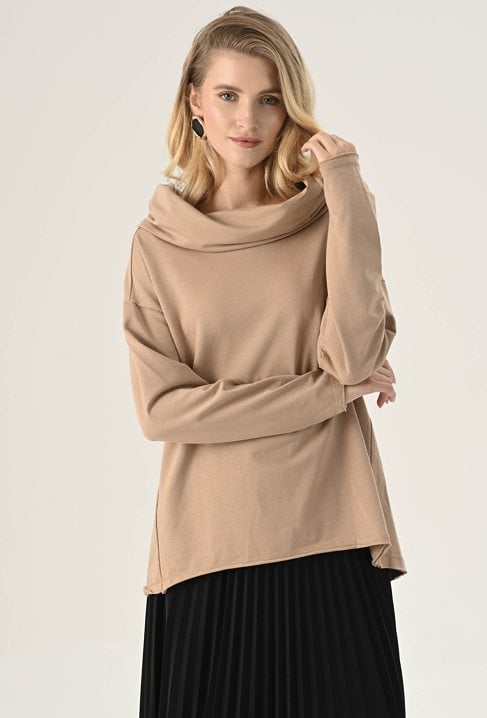 Bluza w beżowym kolorze