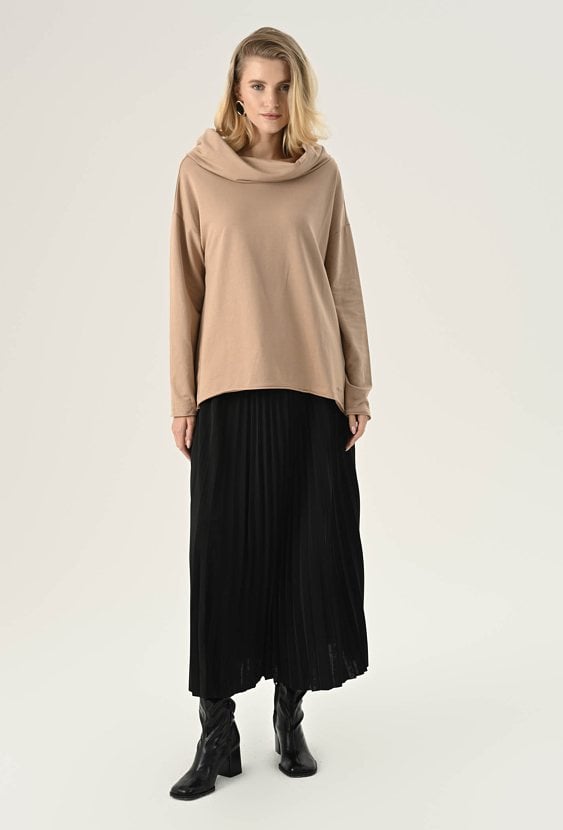 Bluza w beżowym kolorze