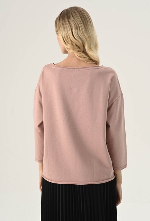 Beżowa bluza z ozdobną kieszenią