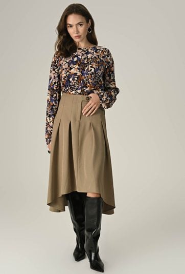 Asymetryczna plisowana spódnica