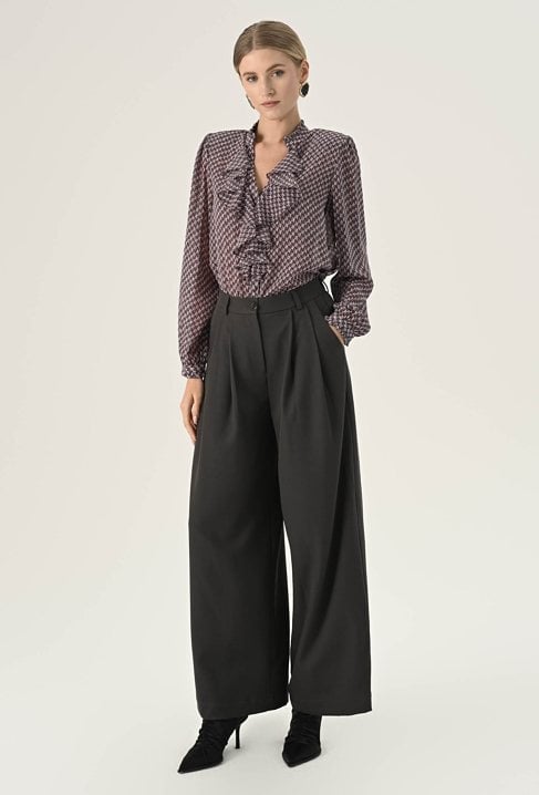 Eleganckie spodnie z szeroką nogawką