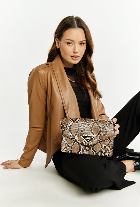 Kuferek damski ze zwierzęcym motywem