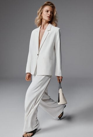 Klasyczna marynarka damska