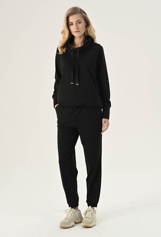 Bluza z wysokim kołnierzem