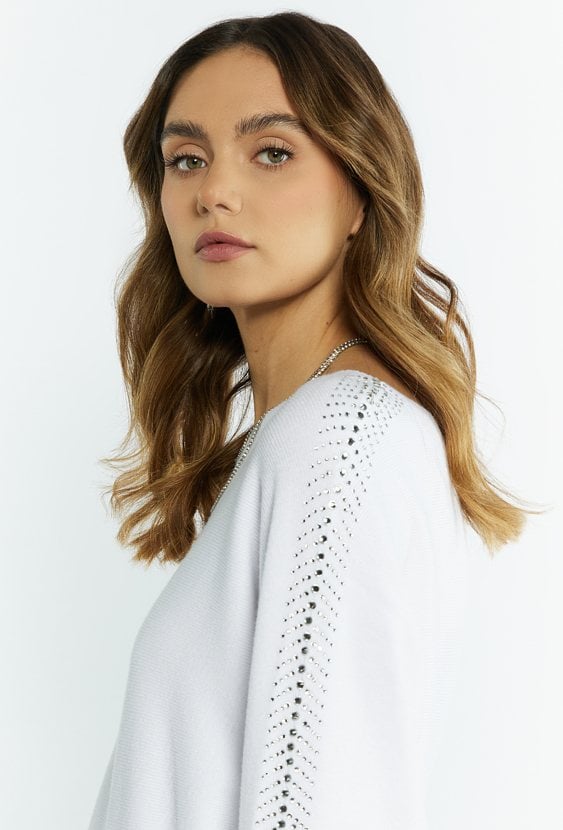 Sweter damski z dżetami na rękawach