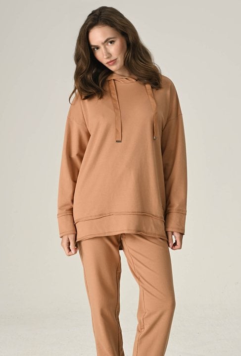 Beżowa luźna bluza z kapturem