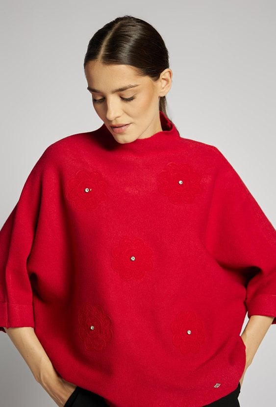 Sweter damski z haftami