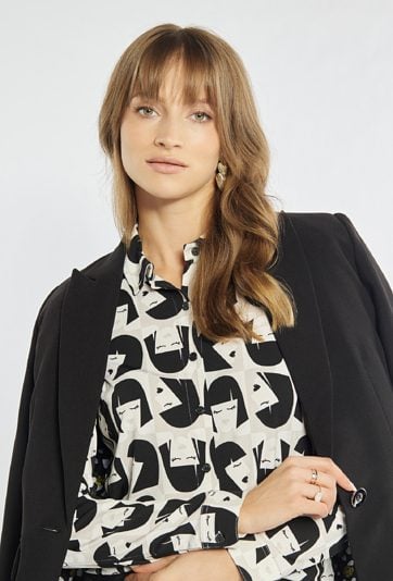 Wzorzysta koszula damska