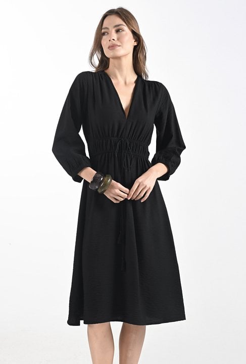 Kobieca sukienka z wiskozą