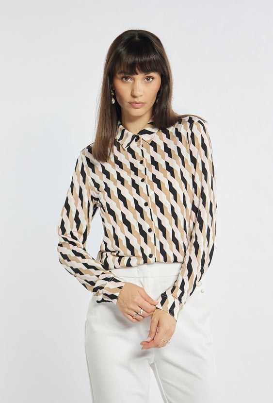 Wzorzysta koszula damska