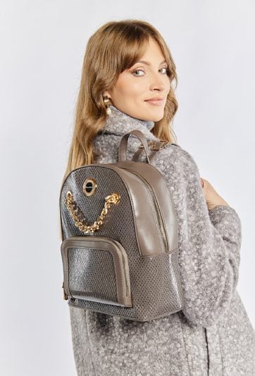 Plecak damski z łańcuchem