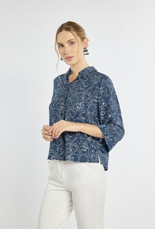 Krótka, luźna koszula