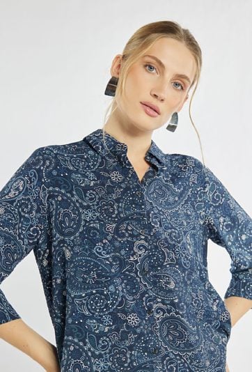 Krótka, luźna koszula