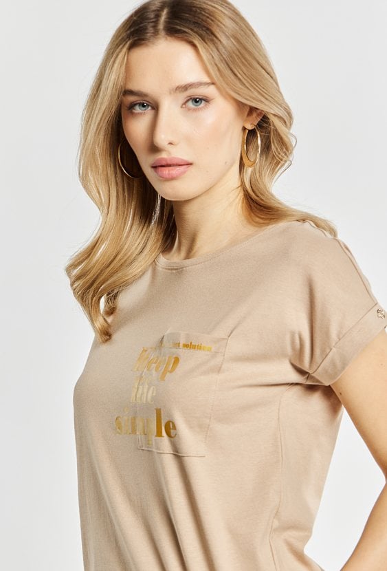 T-shirt damski z bawełny